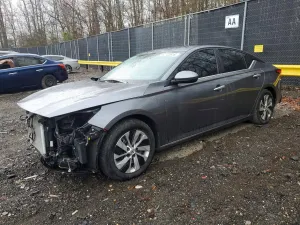 Nissan Altima 2.5L 4 2020
