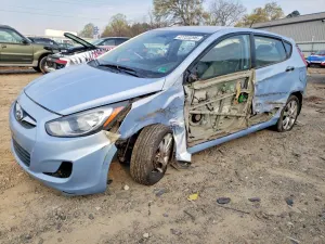 Hyundai Accent 1.6L 4 2012