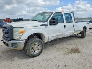 Ford F-250 6.2L 8 2015