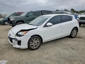 Mazda 3 2.0L 4 2013