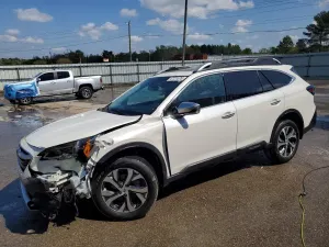 Subaru Outback 2.5L 4 2022