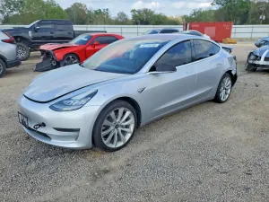 Tesla Model 3 2018