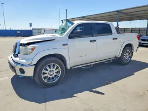 Toyota Tundra 5.7L 8 2011