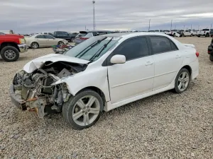 Toyota Corolla 1.8L 4 2013