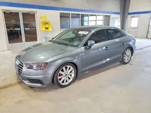 Audi A3 2.0L 4 2015