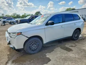 Mitsubishi Outlander 2.4L 4 2014