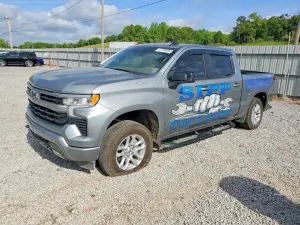 Chevrolet Silverado 1500 5.3L 8 2025