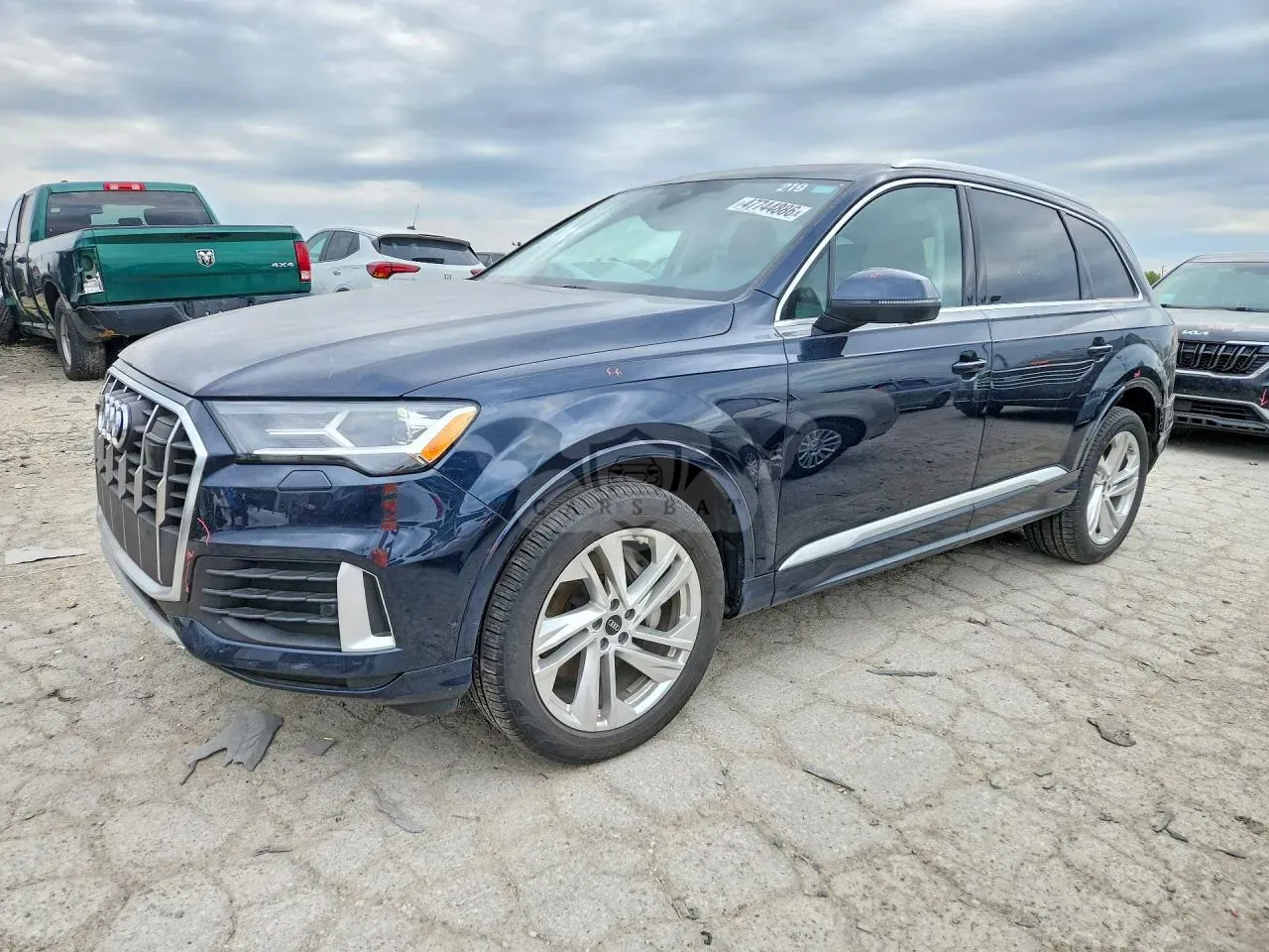 Audi Q7 2.0L 4 2024