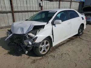 Toyota Corolla 1.8L 4 2013