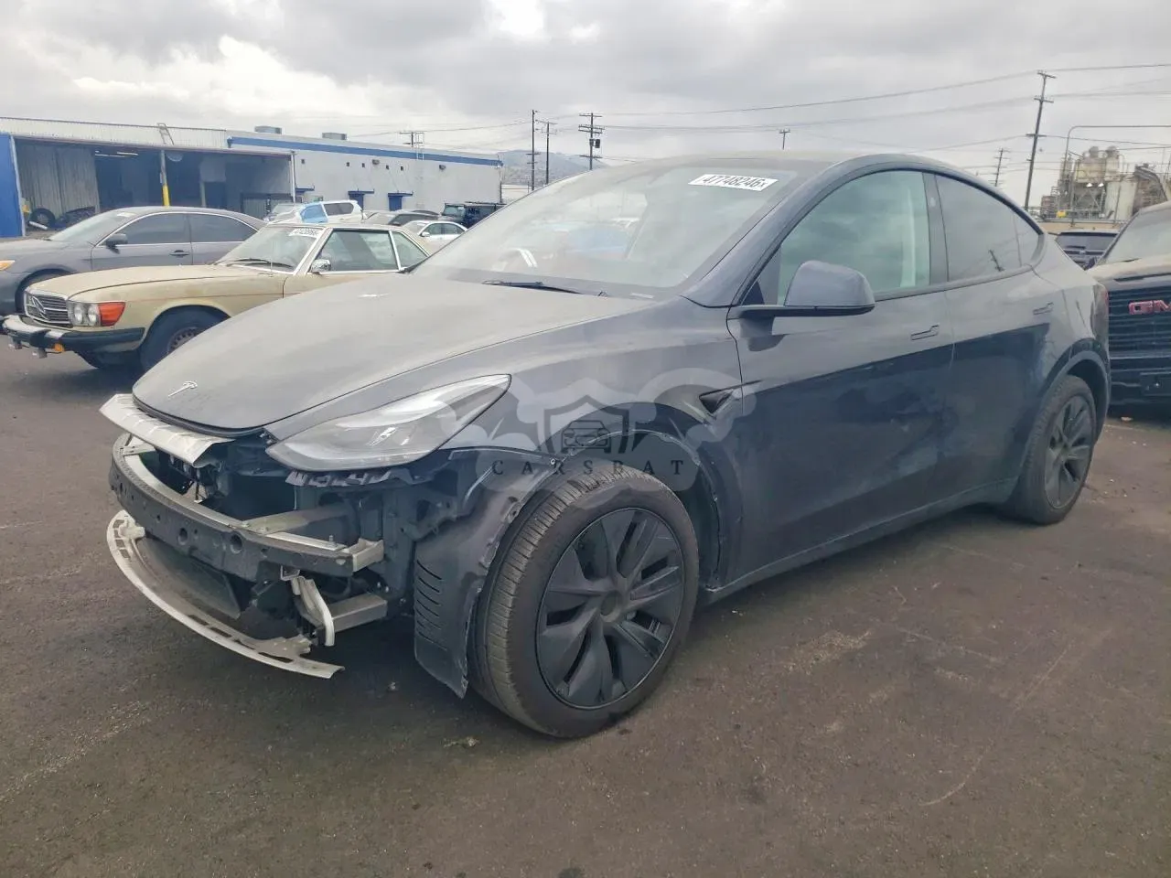 Tesla Model Y 2025