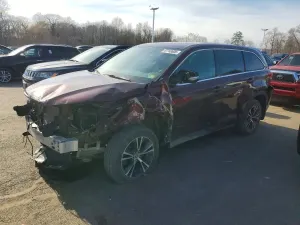 Toyota Highlander 3.5L 6 2019