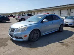 Suzuki Kizashi 2.4L 4 2012