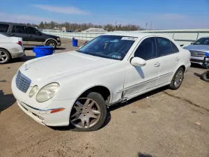 Mercedes-Benz E 5.0L 8 2004