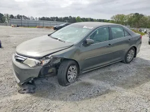 Toyota Camry 2.5L 4 2014