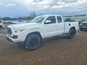 Toyota Tacoma 2.7L 4 2016