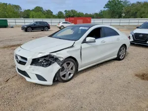 Mercedes-Benz CLA 2.0L 4 2015