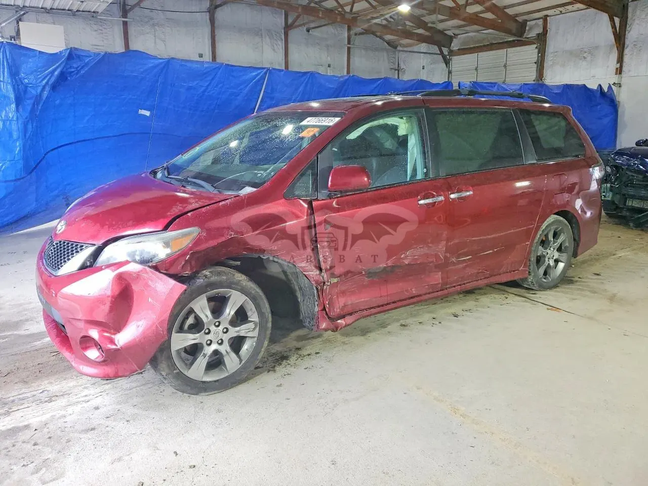 Toyota Sienna 3.5L 6 2014