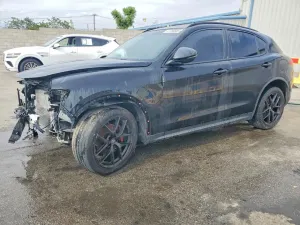 Alfa Romeo Stelvio 2.0L 4 2020