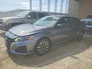 Nissan Altima 2.5L 4 2024