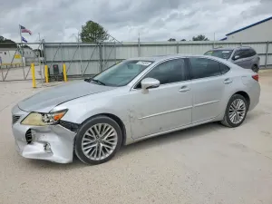 Lexus ES 3.5L 6 2013