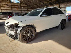 Mercedes-Benz GLC 3.0L 6 2017