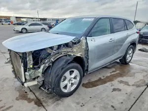 Toyota Highlander 2.4L 4 2023