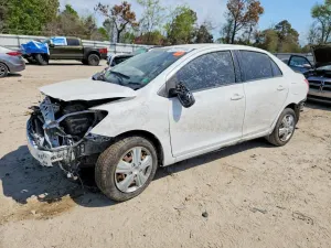 Toyota Yaris 1.5L 4 2012
