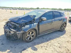 Ford Focus 2.0L 4 2017