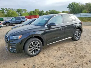 Audi Q5 2.0L 4 2021