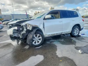 Toyota Highlander 2.7L 4 2011