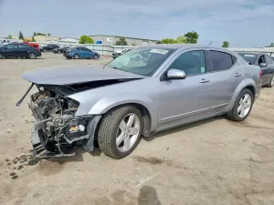 Dodge Avenger 2.4L 4 2013