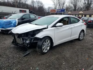 Hyundai Elantra 1.8L 4 2013
