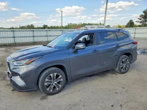 Toyota Highlander 2.4L 4 2023