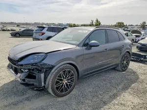 Porsche Cayenne 3.0L 6 2024