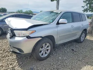 Toyota Highlander 2.7L 4 2012