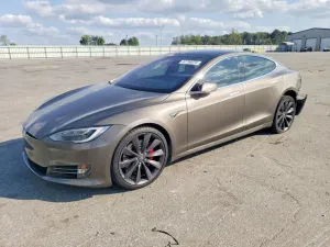 Tesla Model S 2016