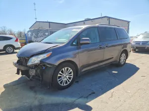 Toyota Sienna 3.5L 6 2014