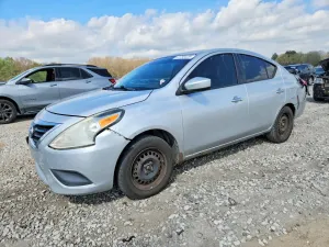 Nissan Versa 1.6L 4 2015