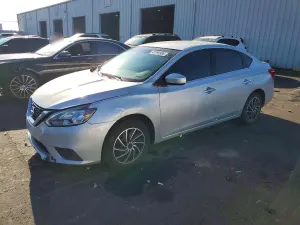Nissan Sentra 1.8L 4 2017