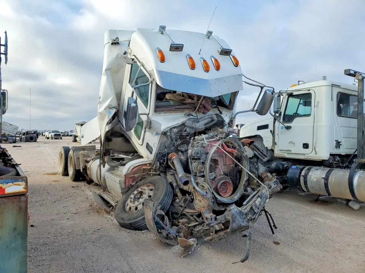 Peterbilt 386 15.0L 6 2012
