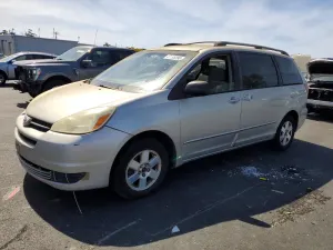 Toyota Sienna 3.3L 6 2005