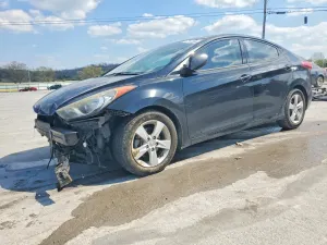 Hyundai Elantra 1.8L 4 2013