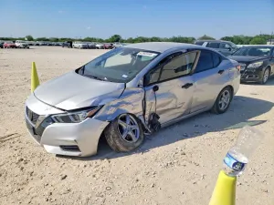 Nissan Versa 1.6L 4 2020