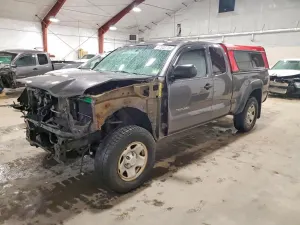Toyota Tacoma 2.7L 4 2014