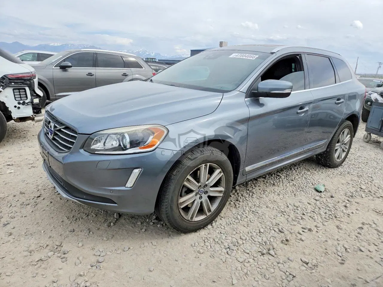 Volvo XC60 2.0L 4 2016