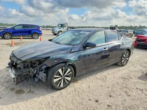 Nissan Altima 2.5L 4 2019