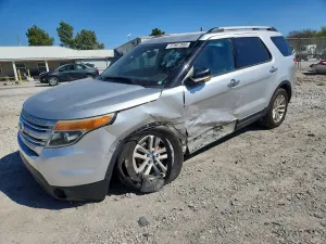 Ford Explorer 3.5L 6 2011