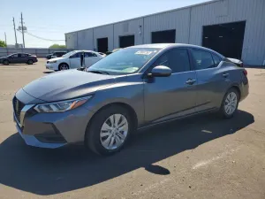 Nissan Sentra 2.0L 4 2023