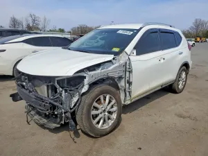 Nissan Rogue 2.5L 4 2017