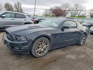 Ford Mustang 5.0L 8 2013